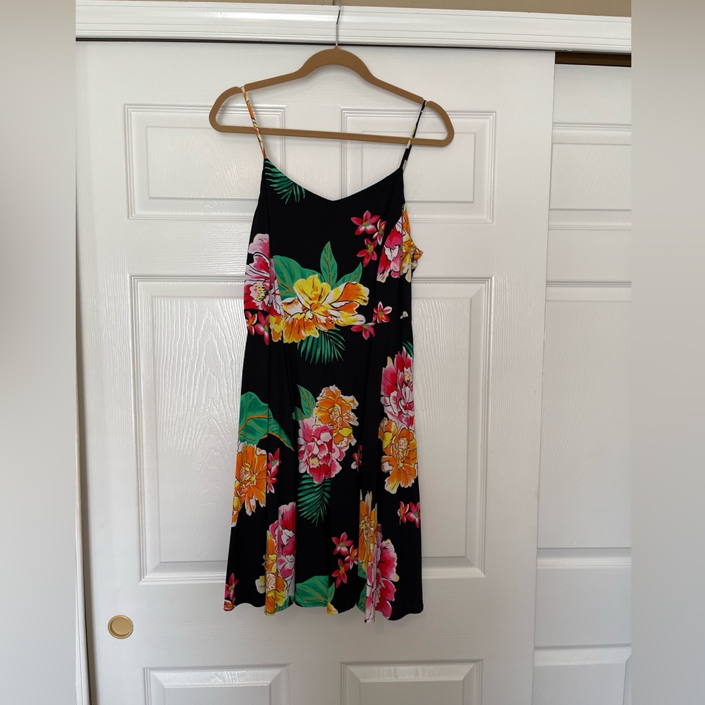 Floral Black Dress        Size L